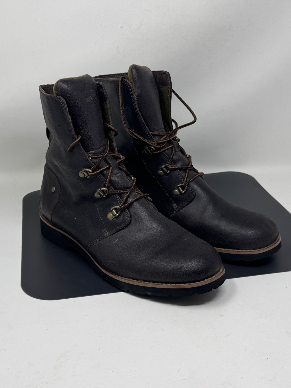 The North Face Ballard Boots - size 11